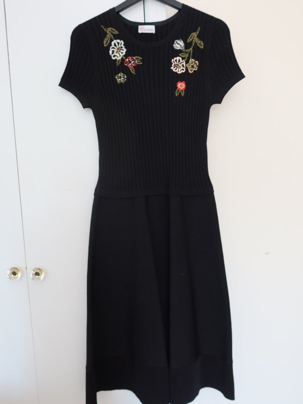 Red Valentino Black Knit Embroidered Dress Elegant